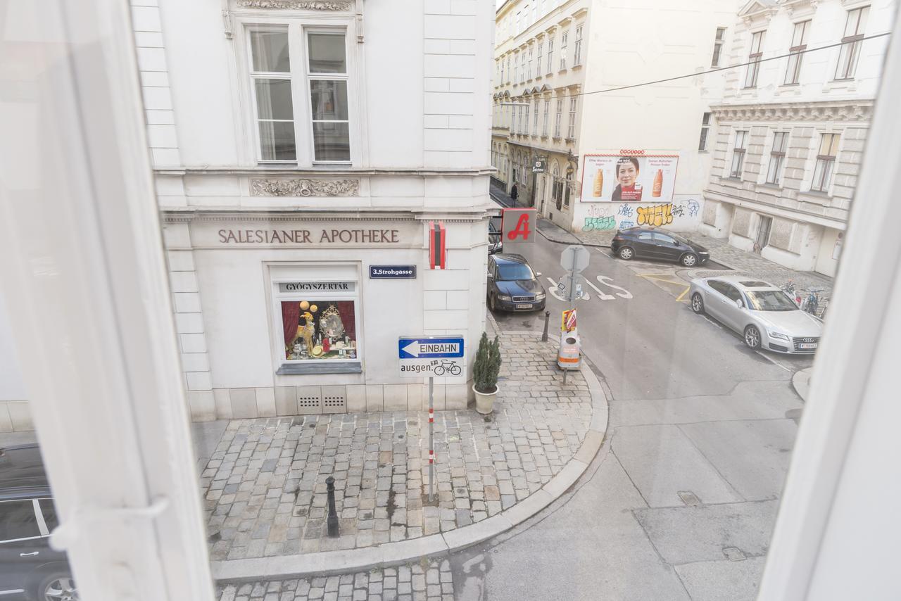 Belvedere Apartment Vienna